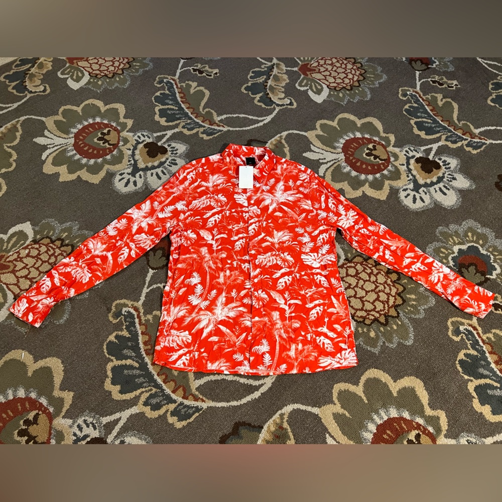 H&M Button Up - Picture 2 of 6